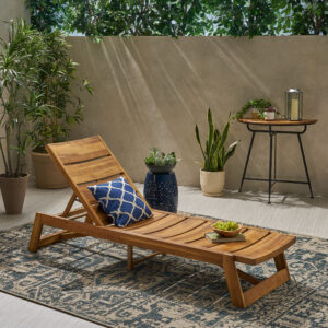 MAKI CHAISE LOUNGE