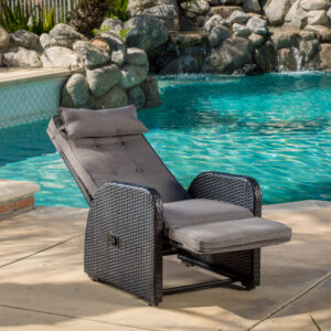 LIVERPOOL GAS RECLINER