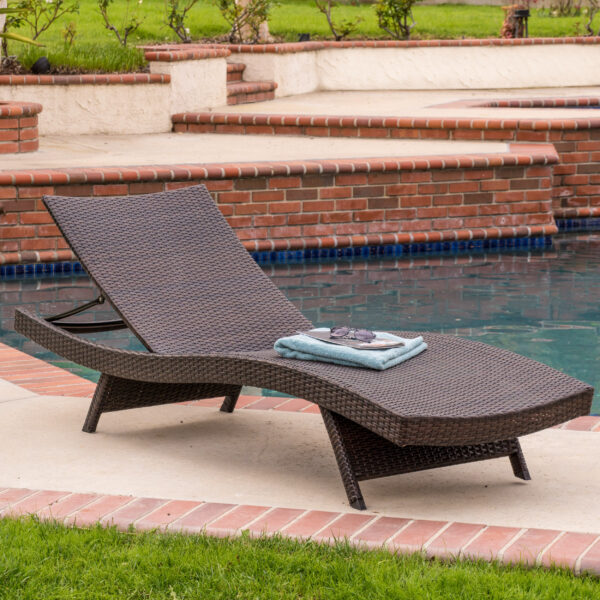 KAUAI PE WICKER CHAISE